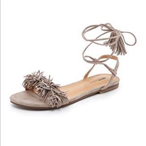 Matiko Delilah flat sandals in Taupe. Size 37